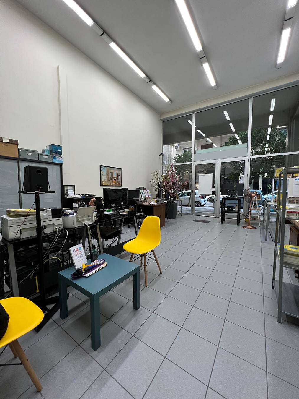 Επαγγελματικό Ακίνητο προς Πώληση - Ισόγειο - Ιπποκράτους 58, Αθήνα
